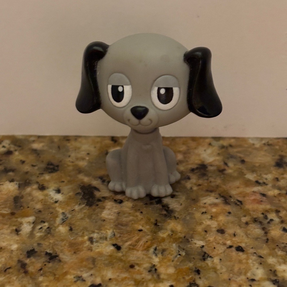 Mannix Bobblehead dog